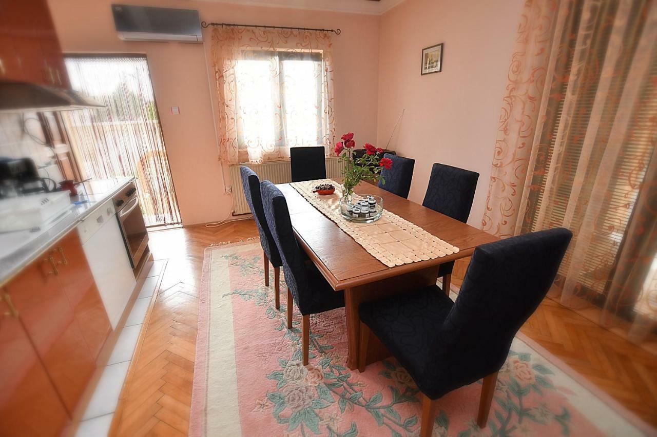 Nena Apartment Kladovo